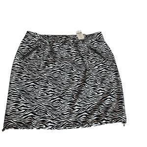 Chico's Zenergy Neema Animal Skirt Zebra Black and White Size L or Chico's 2